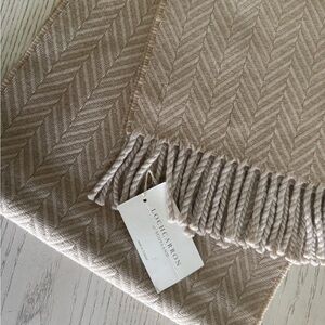 NWT Cashmere Lochcarron Herringbone Fringe Scarf